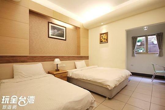 Sun Moon Lake Jiang Cheng B&B Yuchi Bagian luar foto